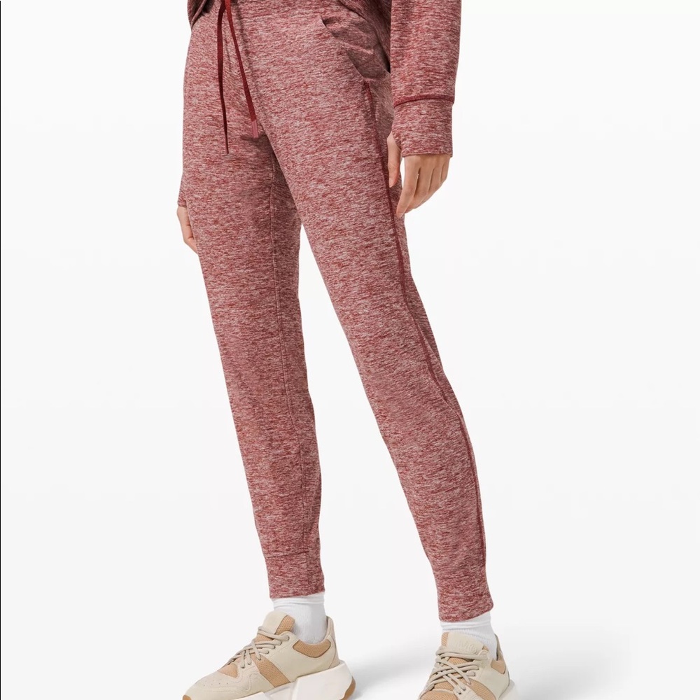NWT Ready to Rulu Fleece Jogger Pants 2